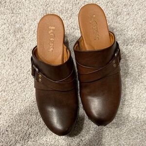 Kork-Ease Dark Brown Leather Clogs